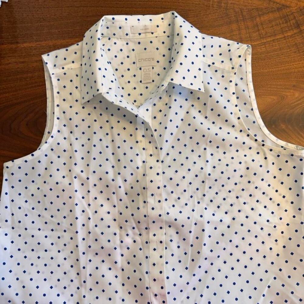 Chicos white with navy polka